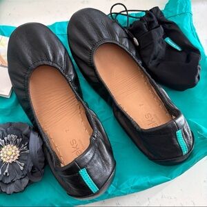 Tieks Matte Black - Size 7 - Excellent Used Condition